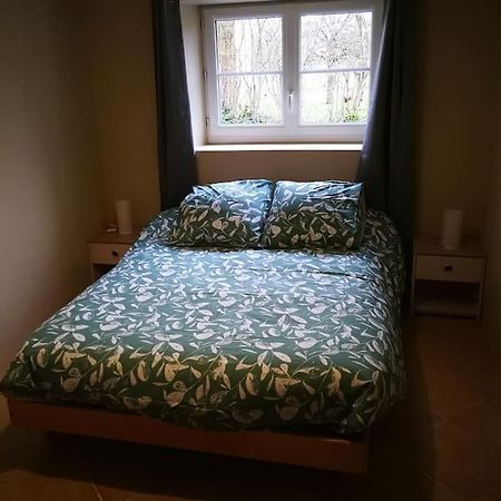 Maison Les Vieilles Cours Blosville Eksteriør billede