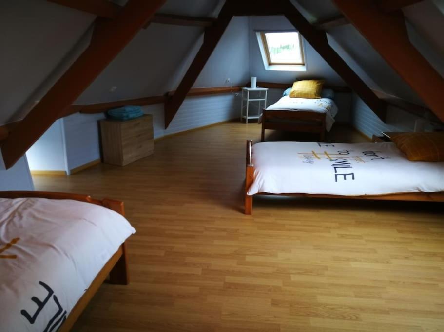 Maison Les Vieilles Cours Blosville Eksteriør billede