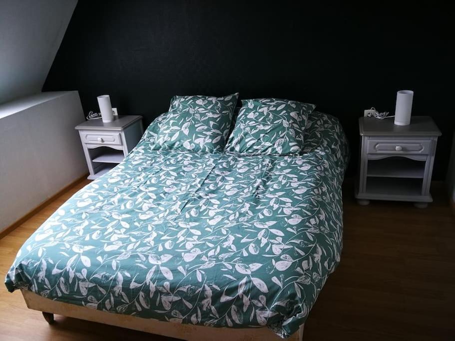 Maison Les Vieilles Cours Blosville Eksteriør billede